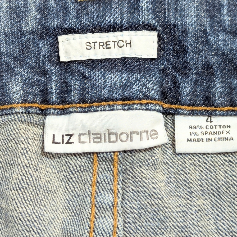 Liz Claiborne Women's Denim Stretch Capris, Size 4 Cropped Blue Jeans Mid-Rise - Picture 6 of 9